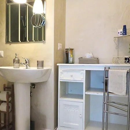 Fastinn Bocconi Navigli Bed & Breakfast 3*